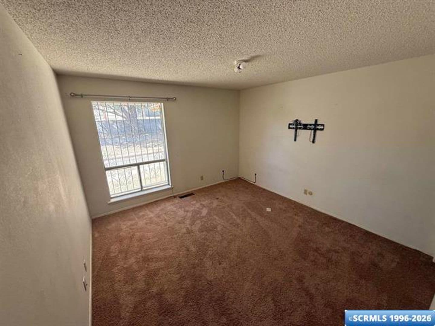 Silver City House: 3309 N Mann Dr