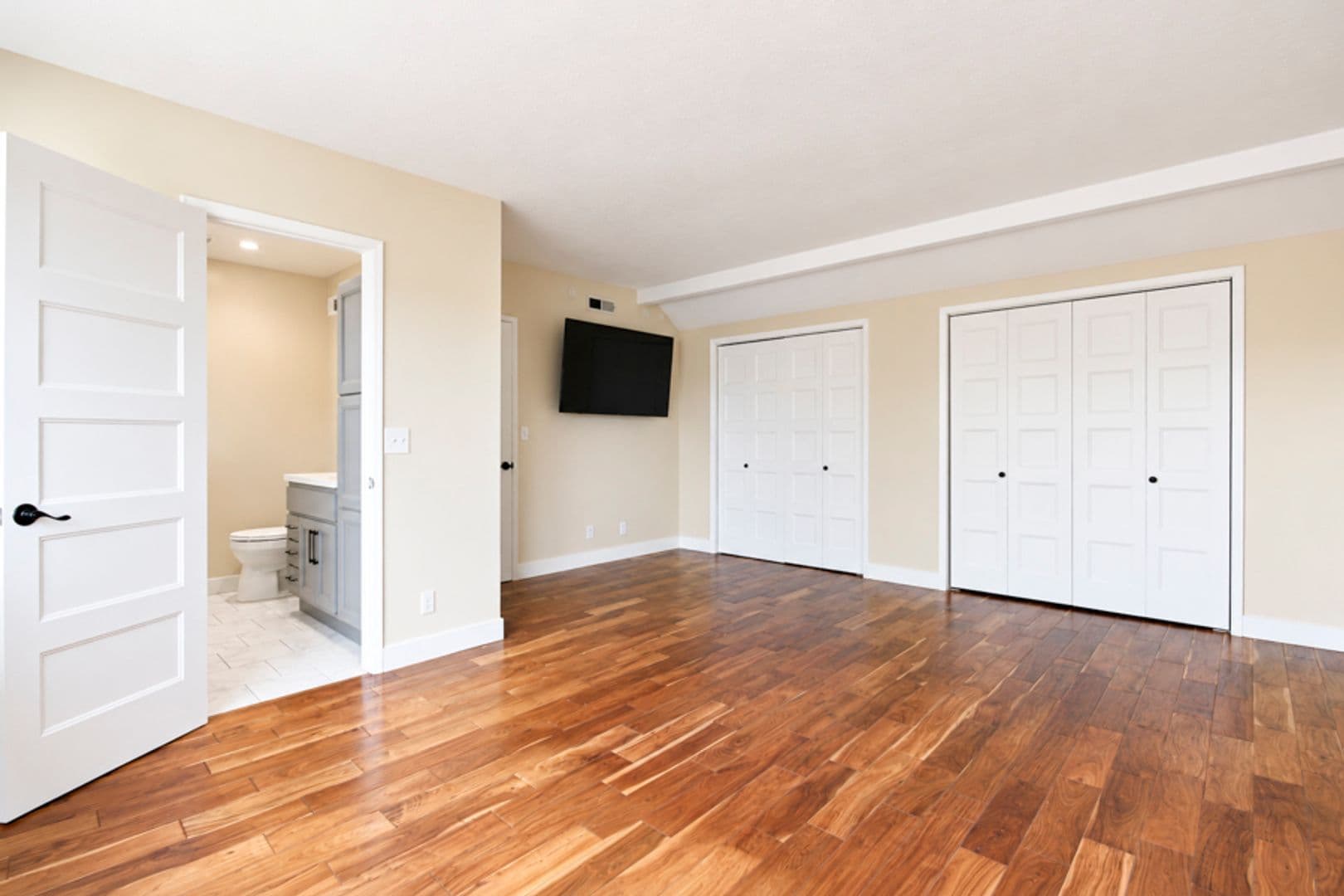 Huntington Beach House: 21651 Branta Circle