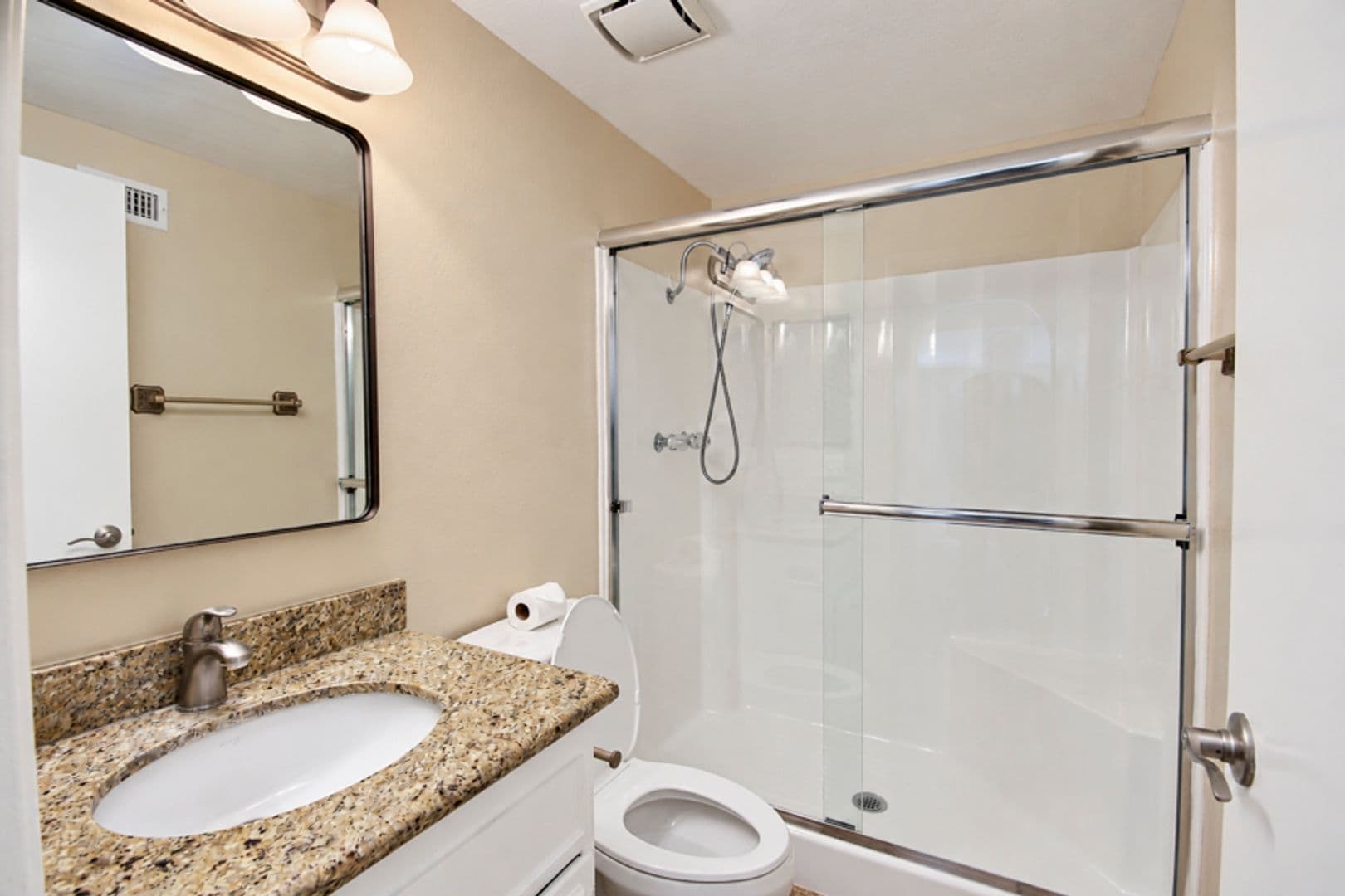Huntington Beach House: 21651 Branta Circle