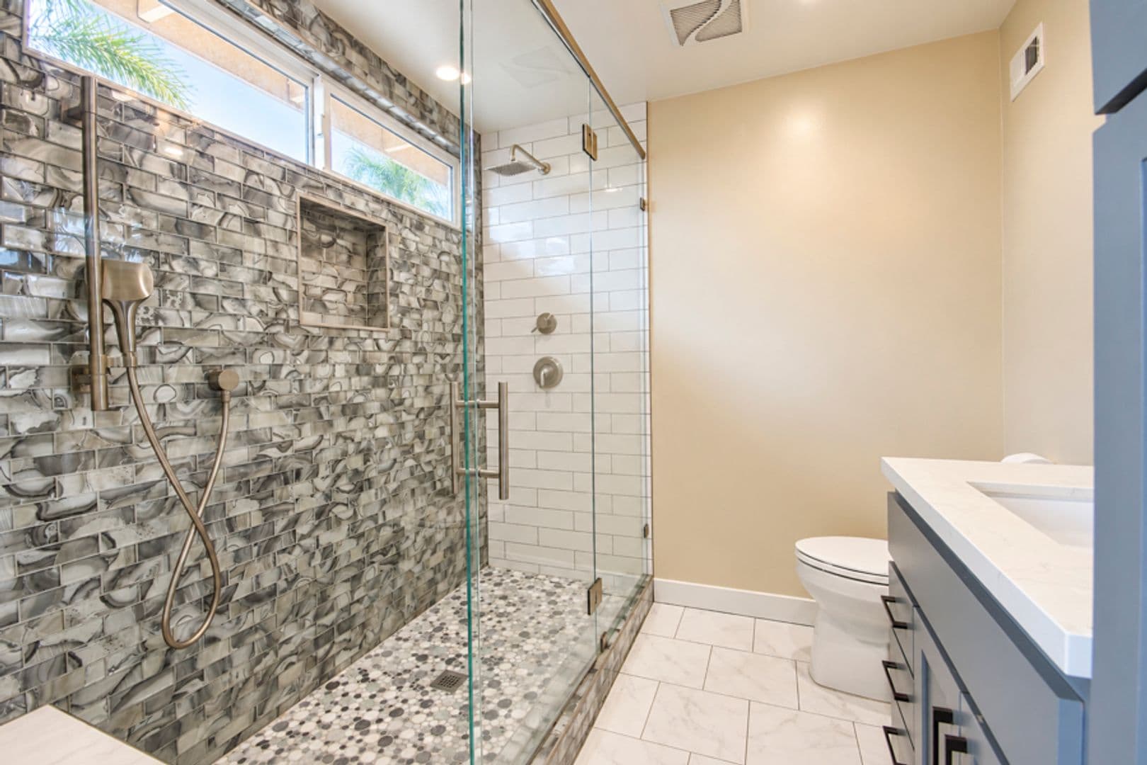 Huntington Beach House: 21651 Branta Circle