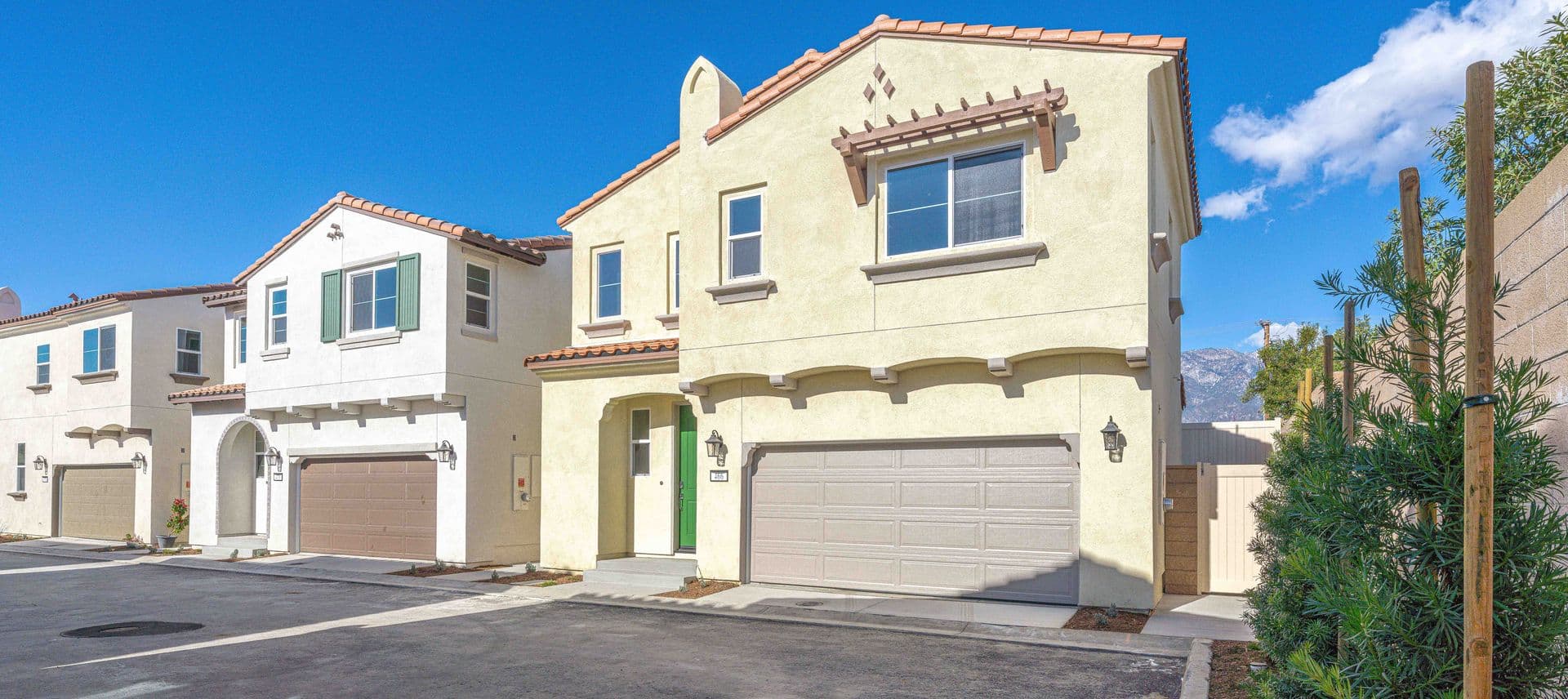 Upland House: 466 Meyer Place