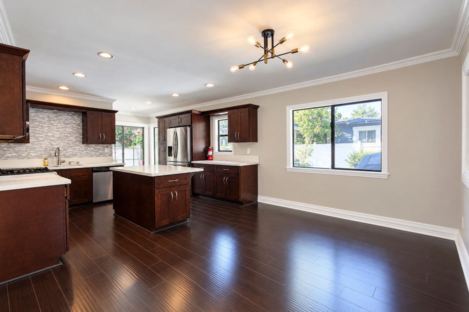 Anaheim House: 605 S. Philadelphia