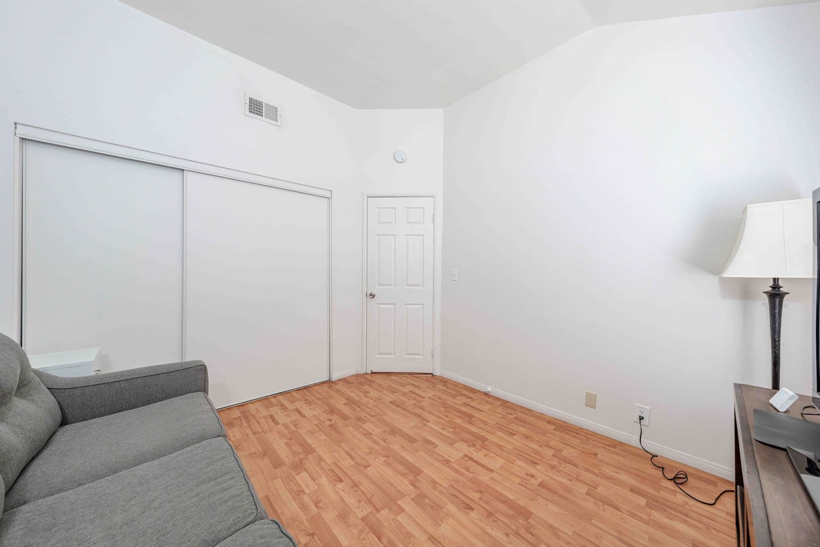 Anaheim Condo: 1861 W. Falmouth  Avenue #61