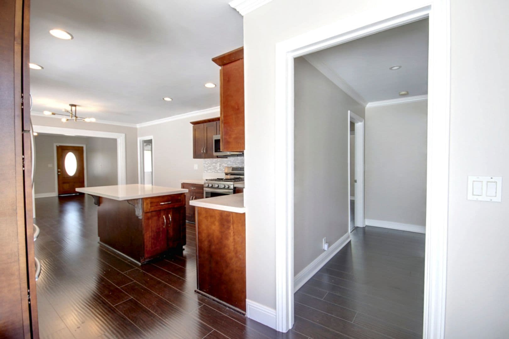Anaheim House: 605 S. Philadelphia