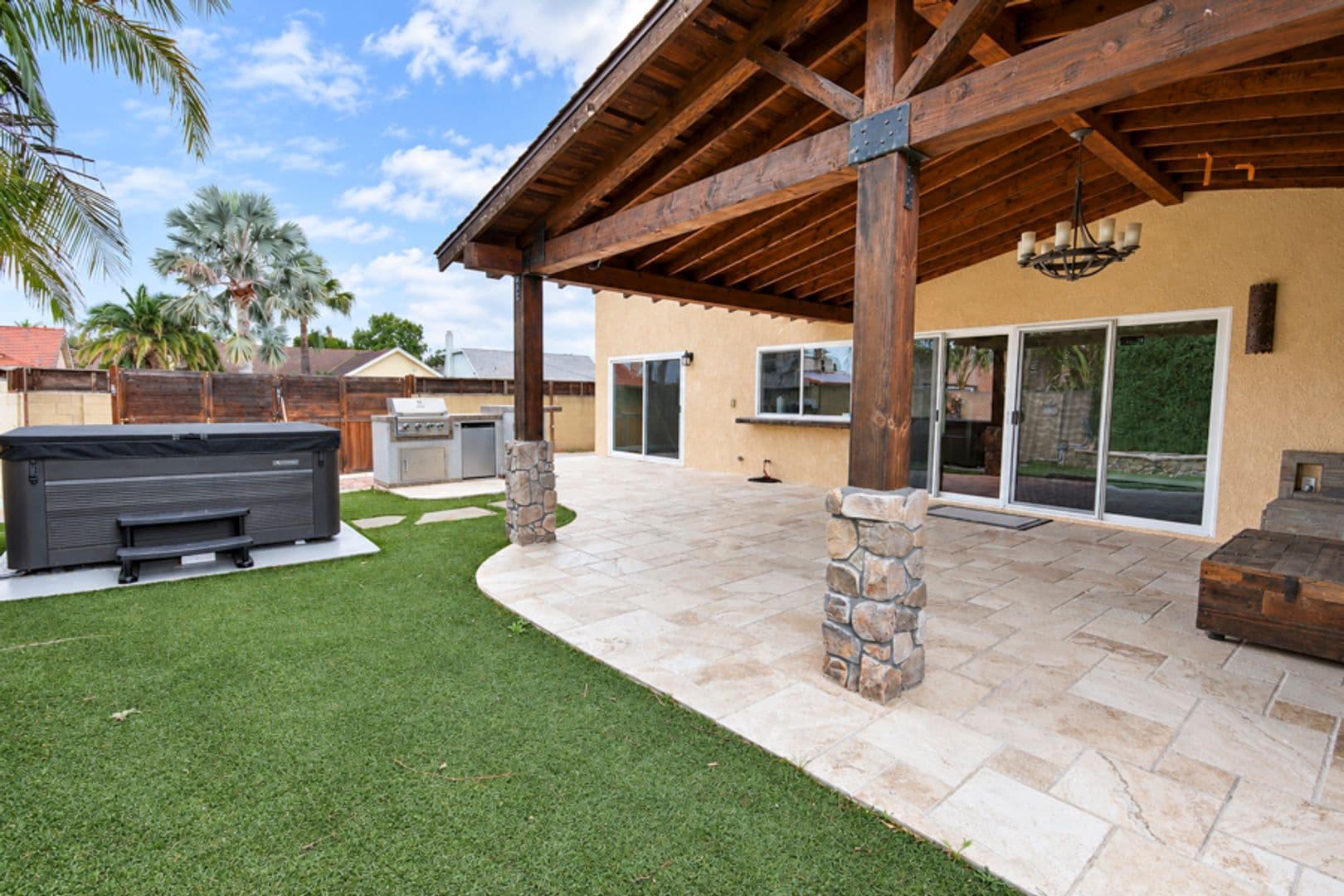 Huntington Beach House: 21651 Branta Circle
