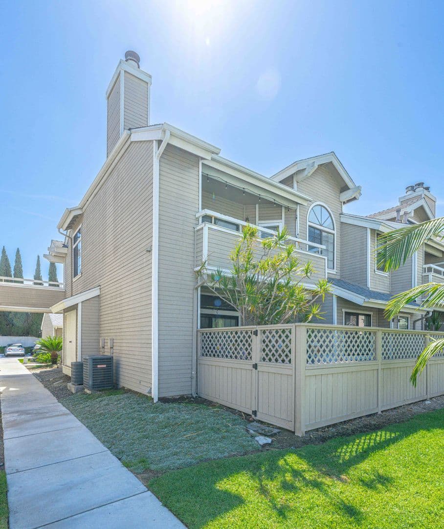 Anaheim Condo: 1861 W. Falmouth  Avenue #61
