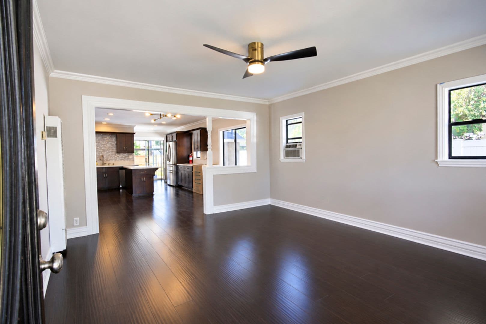 Anaheim House: 605 S. Philadelphia