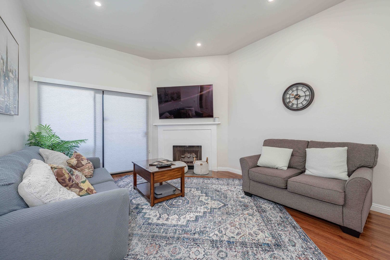 Anaheim Condo: 1861 W. Falmouth  Avenue #61