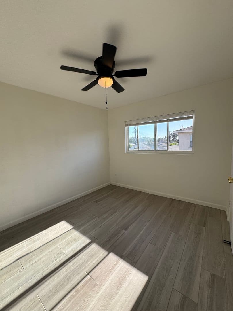 Fullerton Apartment: 1316 W Valencia Drive