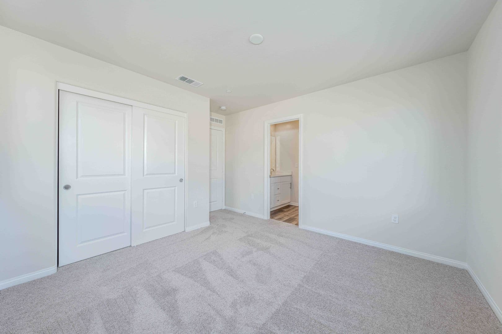 Upland House: 466 Meyer Place