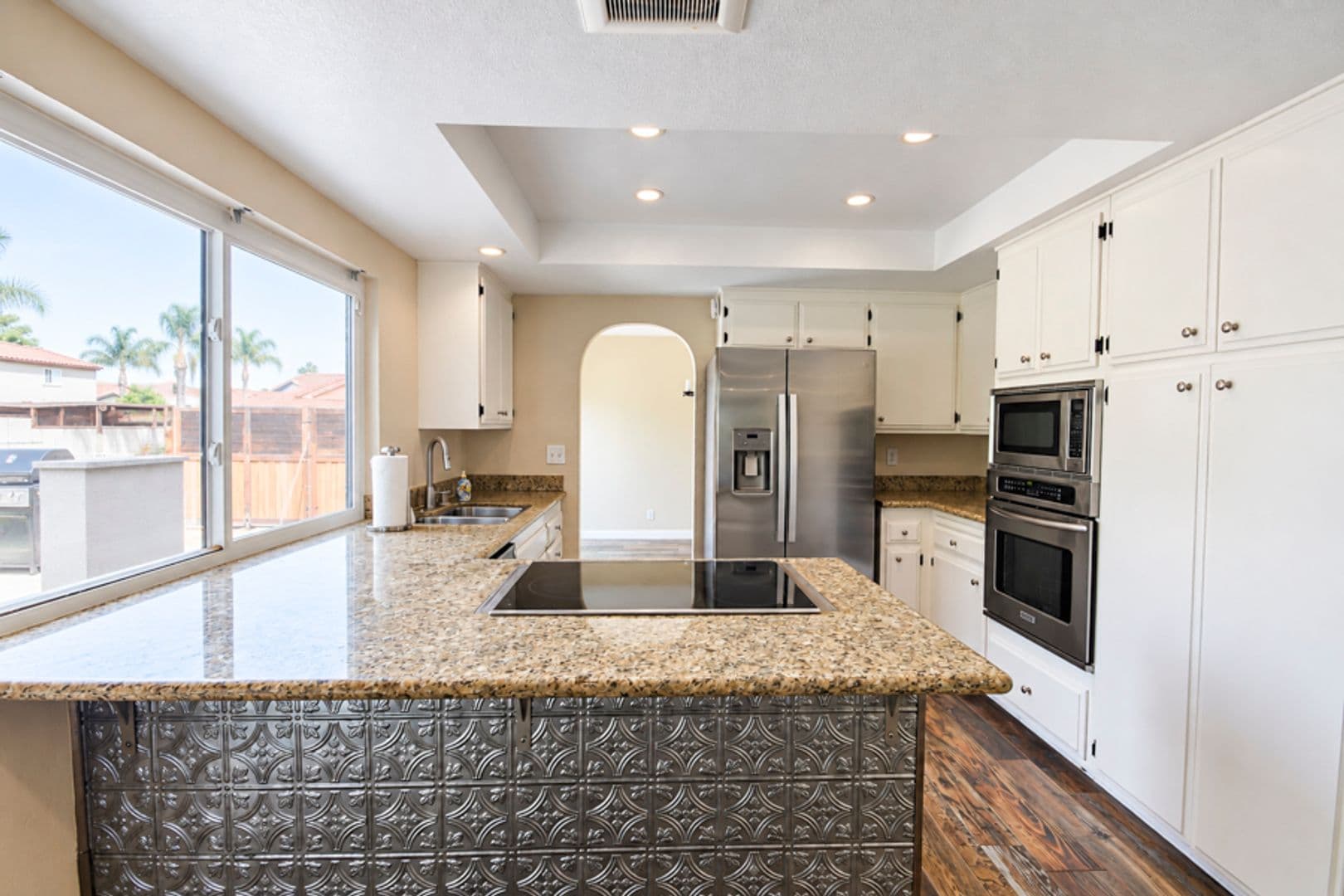 Huntington Beach House: 21651 Branta Circle