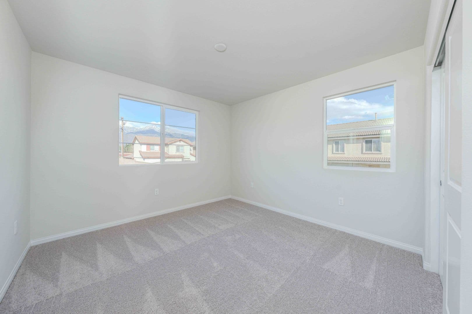 Upland House: 466 Meyer Place