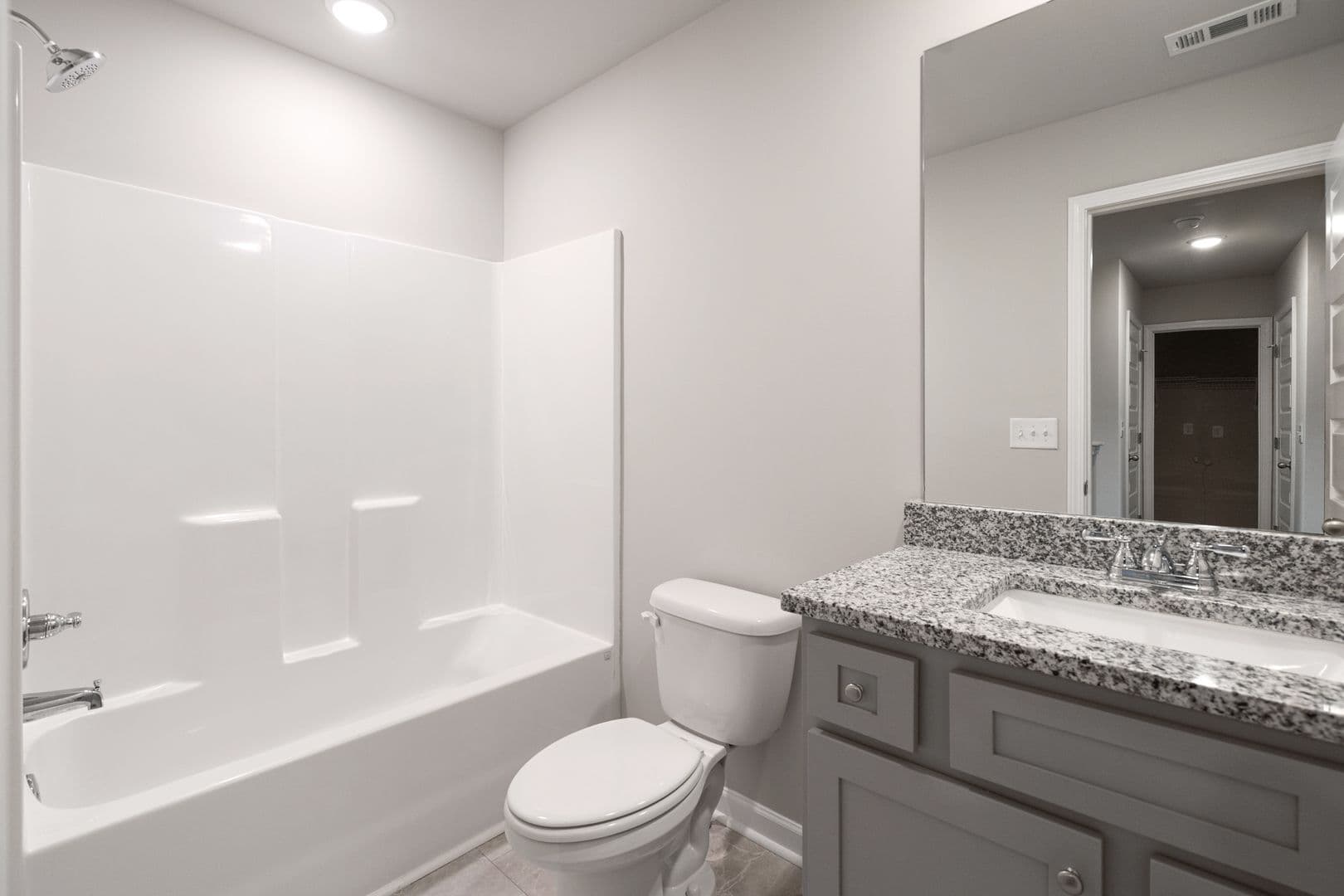 Gainesville House: 2206 Chicopee Trail Drive