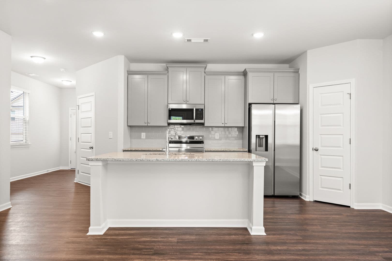 Gainesville House: 2443 Peak Ridge Lane