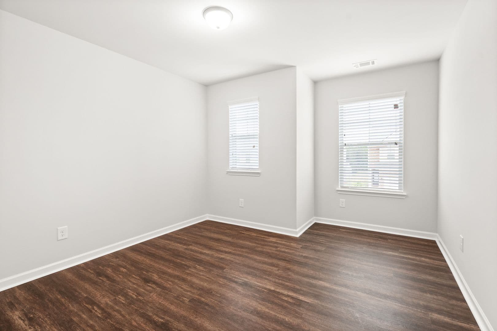 Gainesville House: 2443 Peak Ridge Lane
