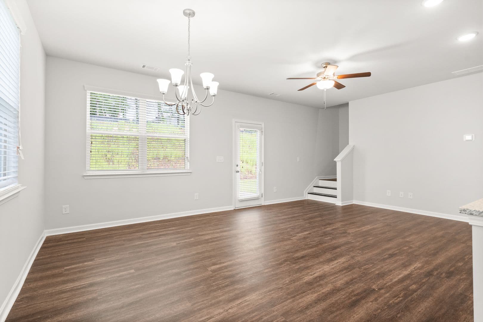 Gainesville House: 2426 Peak Ridge Lane