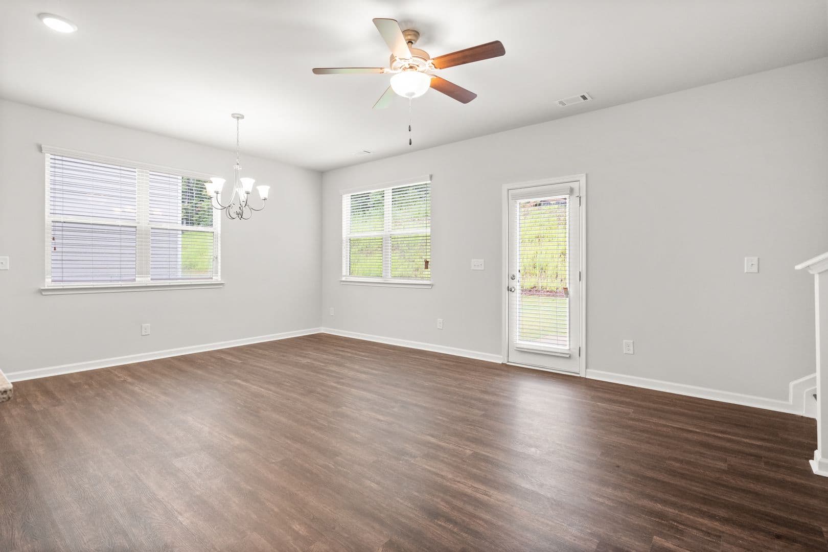 Gainesville House: 2426 Peak Ridge Lane