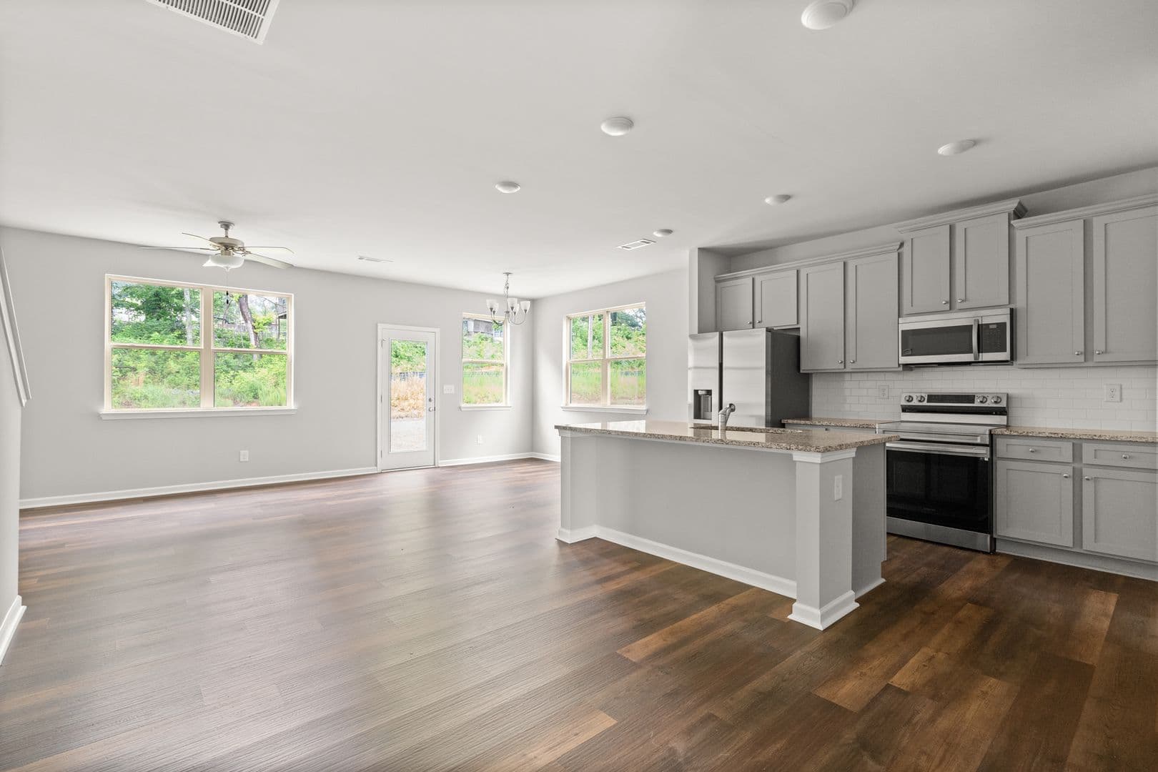 Gainesville House: 2358 Deerhaven Crossing