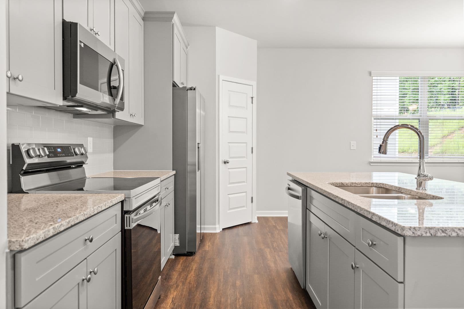 Gainesville House: 2443 Peak Ridge Lane