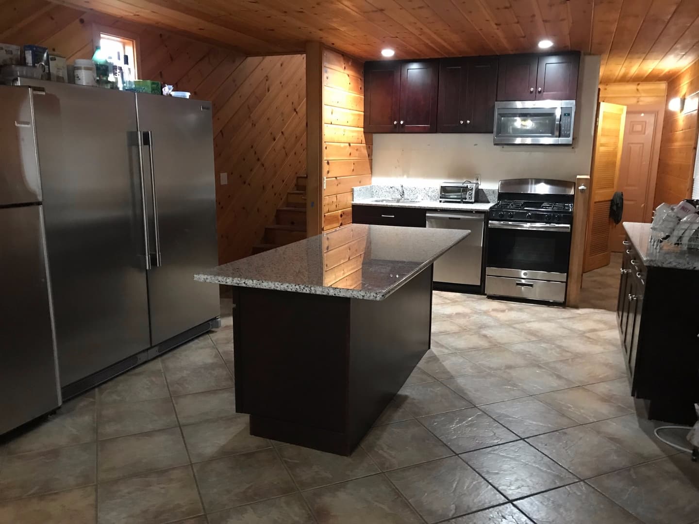 Goleta Apartment: 6585 Del Playa