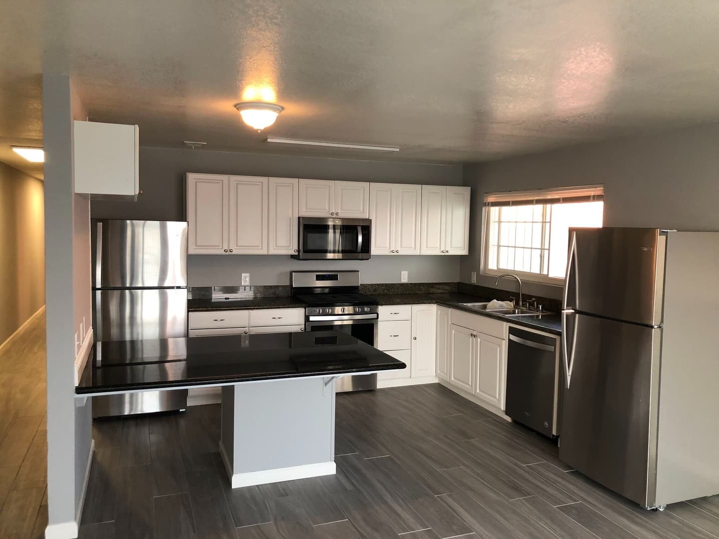 Goleta Apartment: 6777 Del Playa