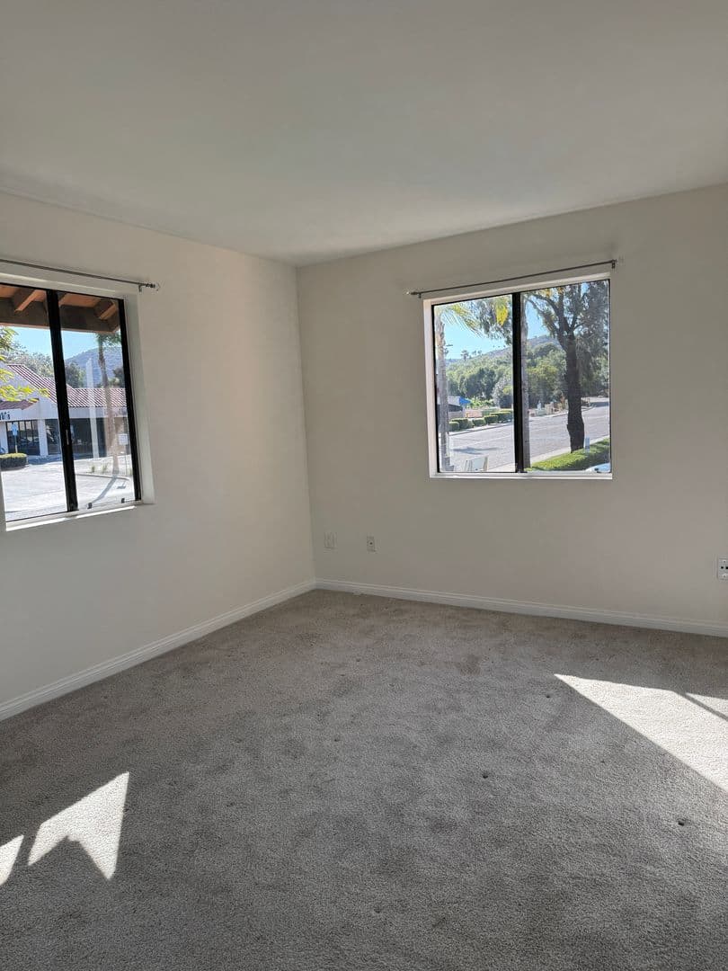 El Cajon Condo: 12191 Cuyamaca College Dr Unit 106