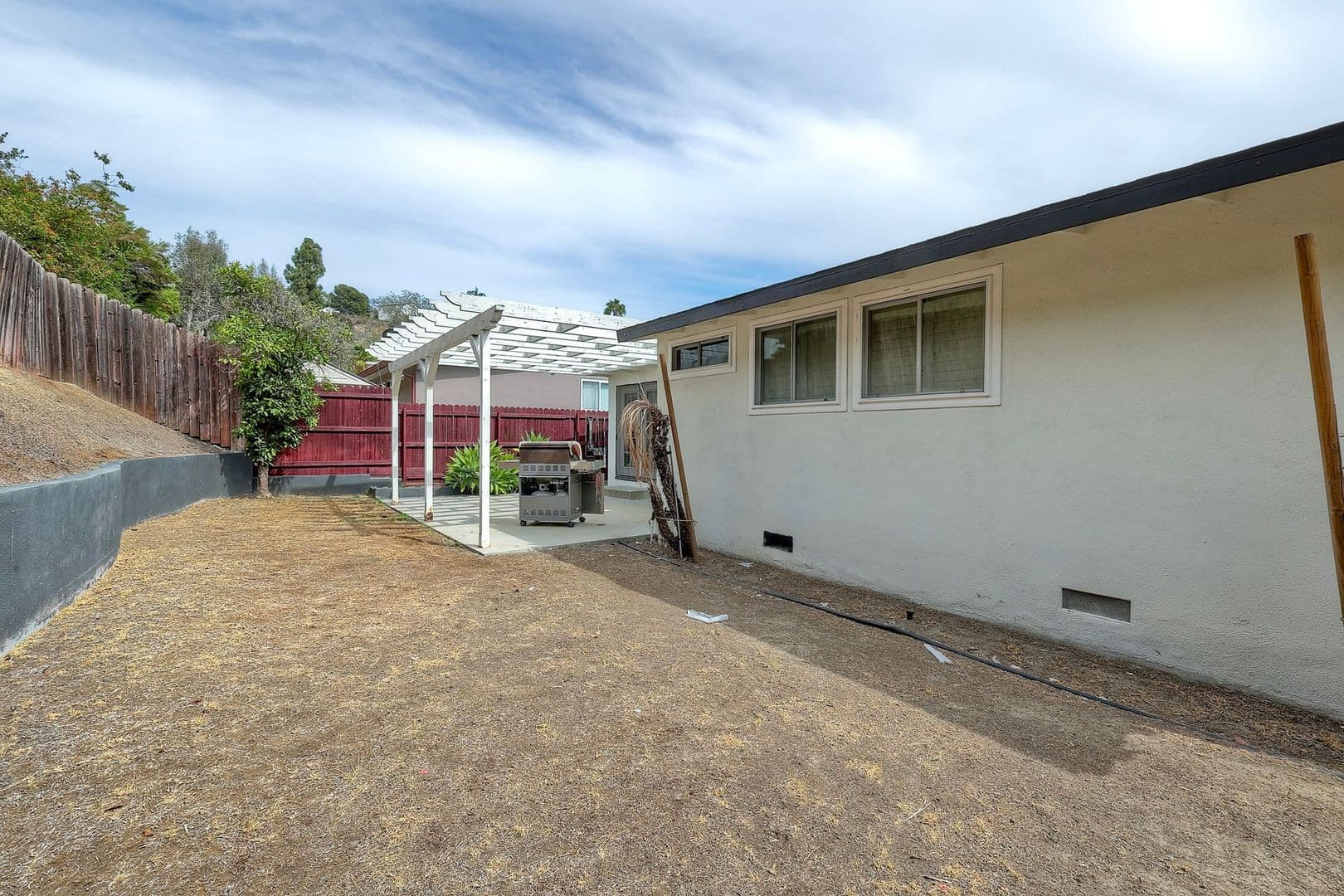 San Diego House: 5520 Baja Dr