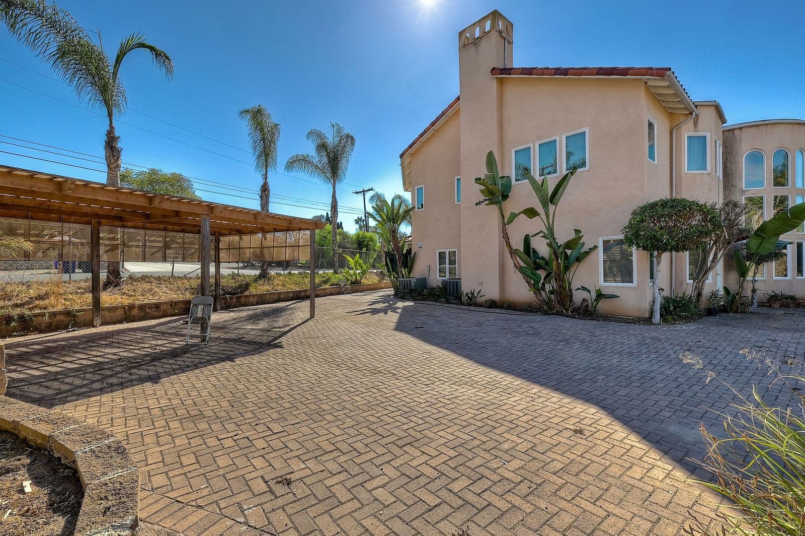 Bonita House: 3955 Allen School Rd