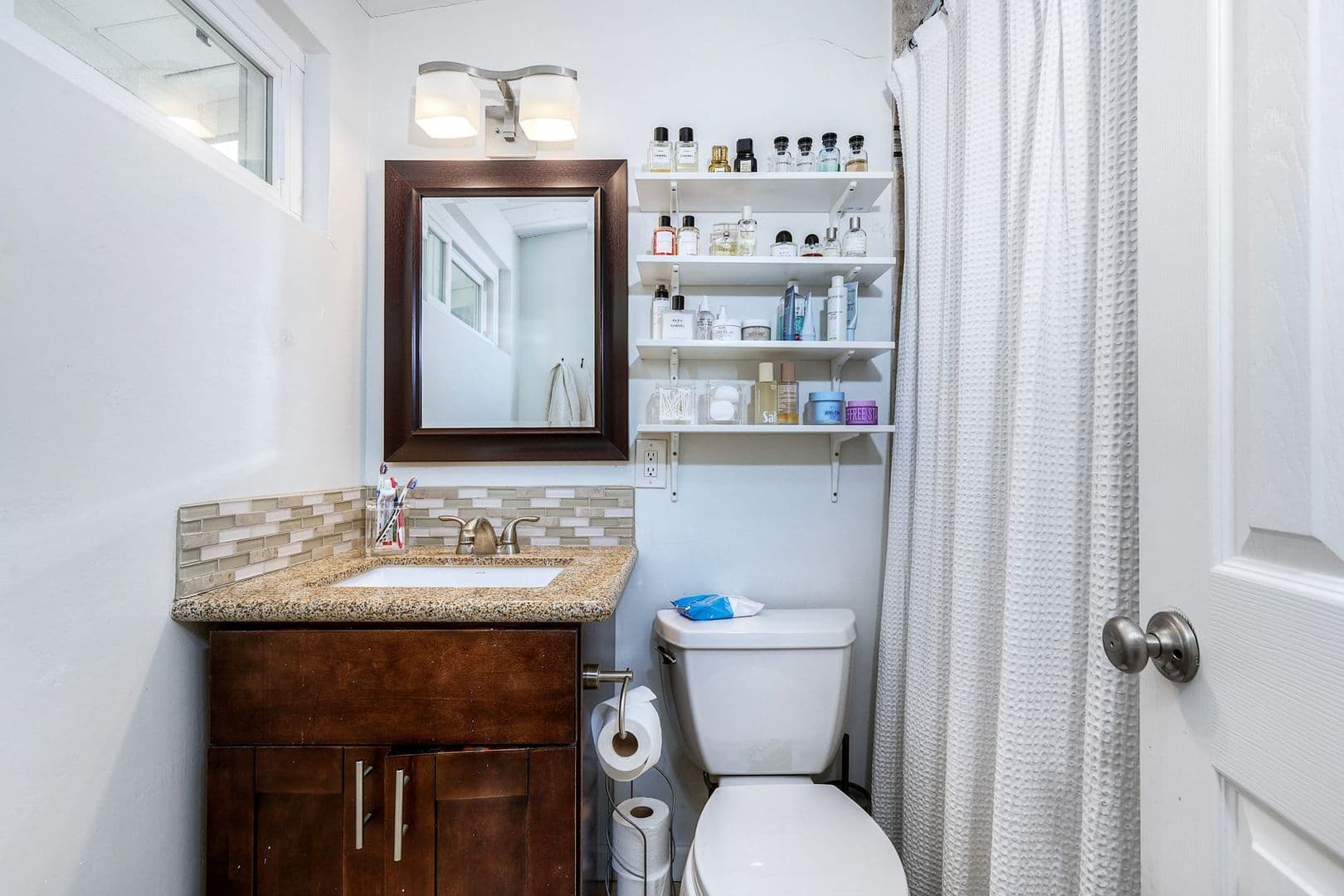 San Diego House: 5520 Baja Dr
