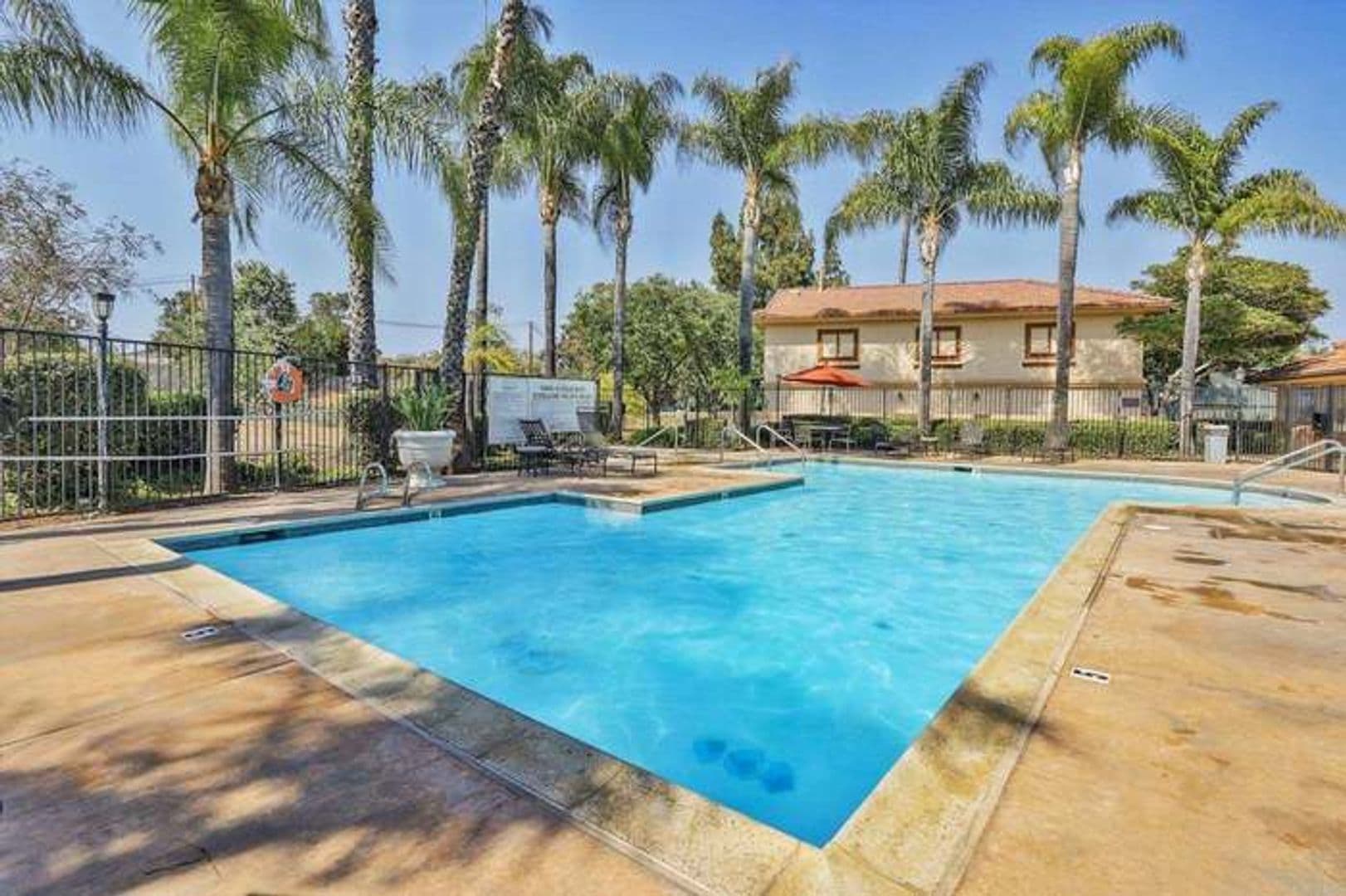 El Cajon Condo: 12191 Cuyamaca College Dr Unit 106