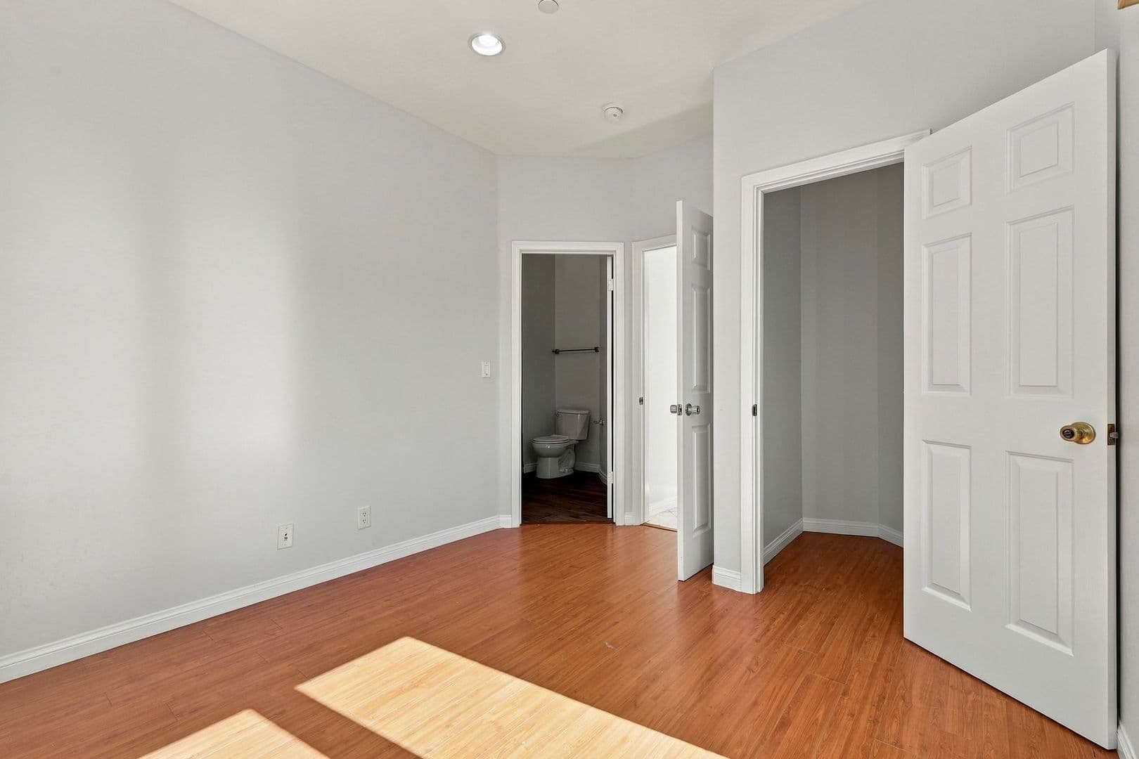 Bonita House: 3955 Allen School Rd