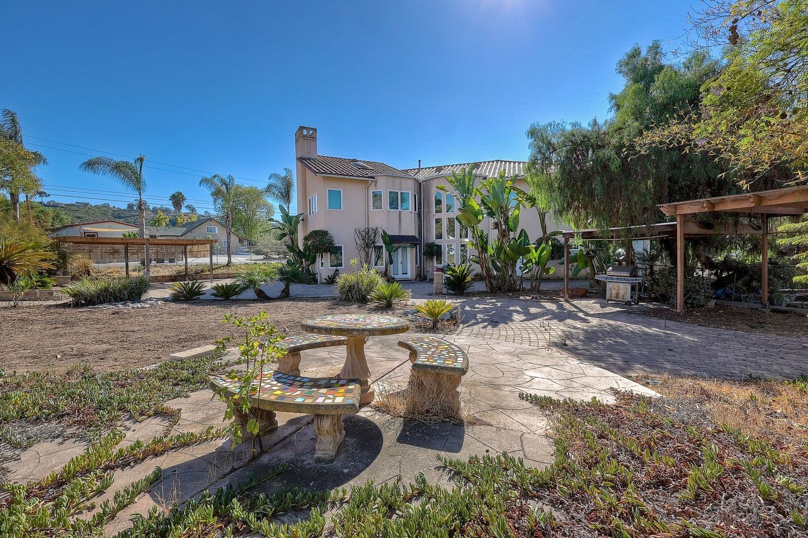 Bonita House: 3955 Allen School Rd