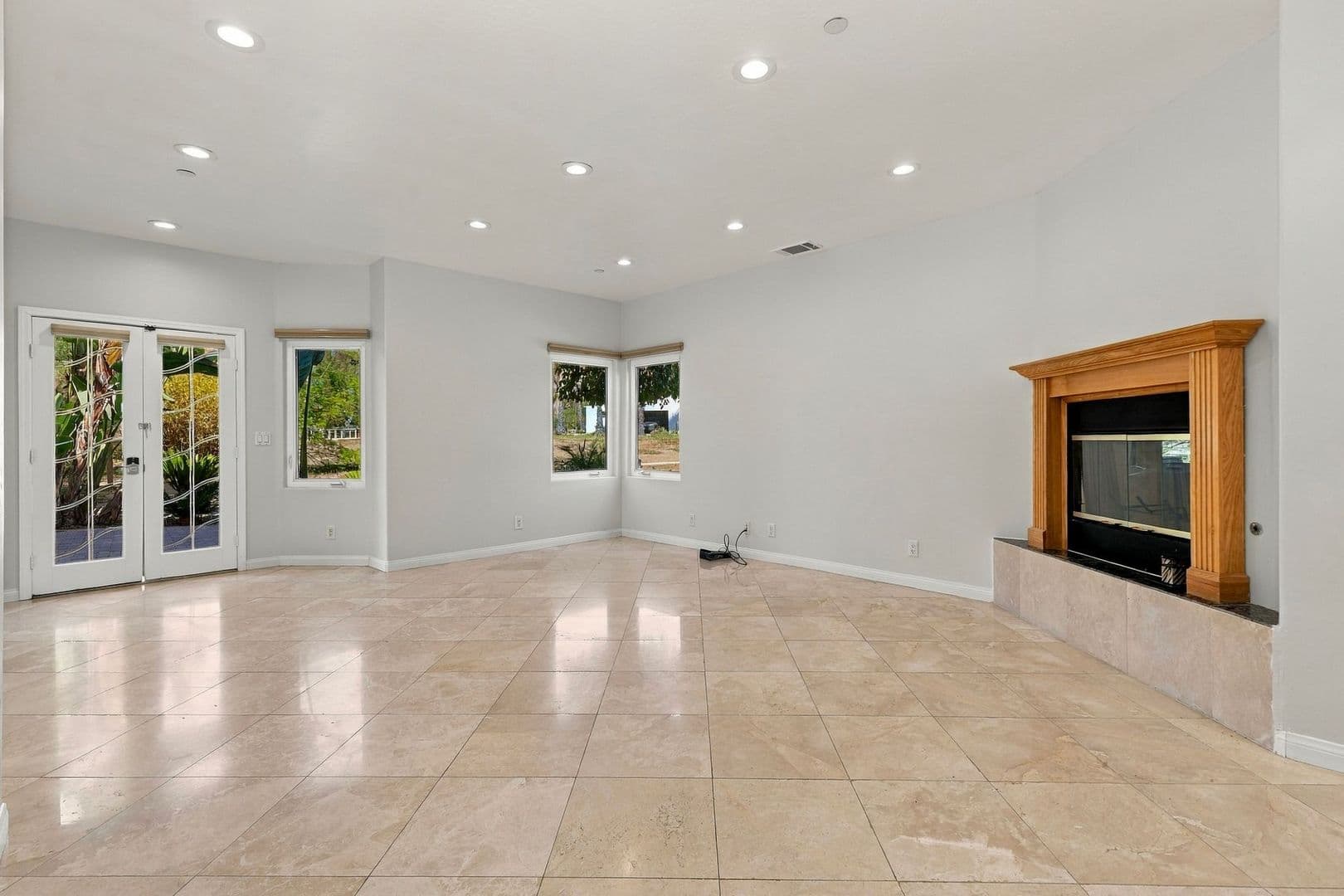 Bonita House: 3955 Allen School Rd