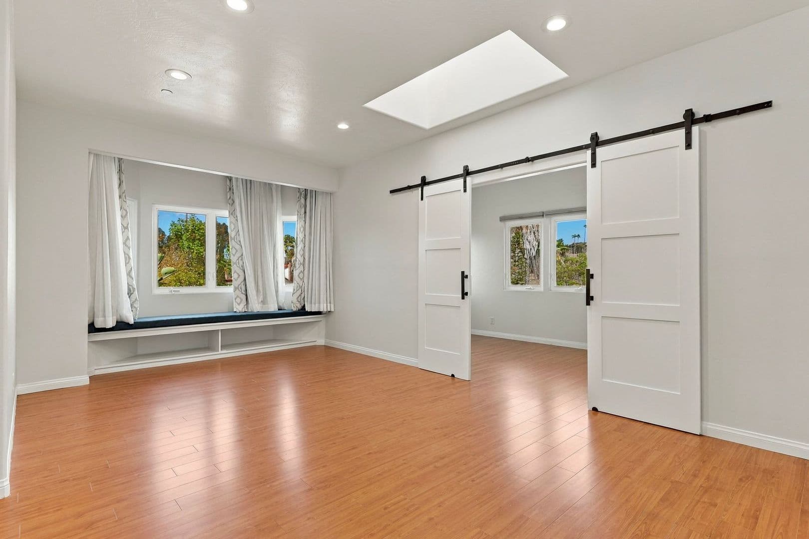 Bonita House: 3955 Allen School Rd