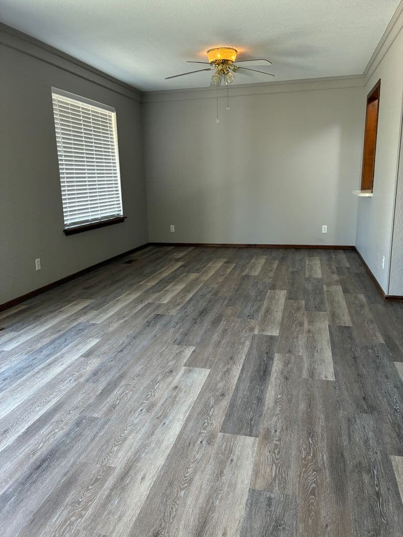 Enid House: 4402 Briar Creek Rd