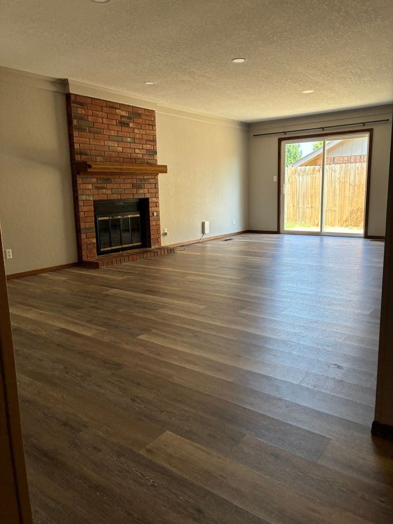 Enid House: 4402 Briar Creek Rd