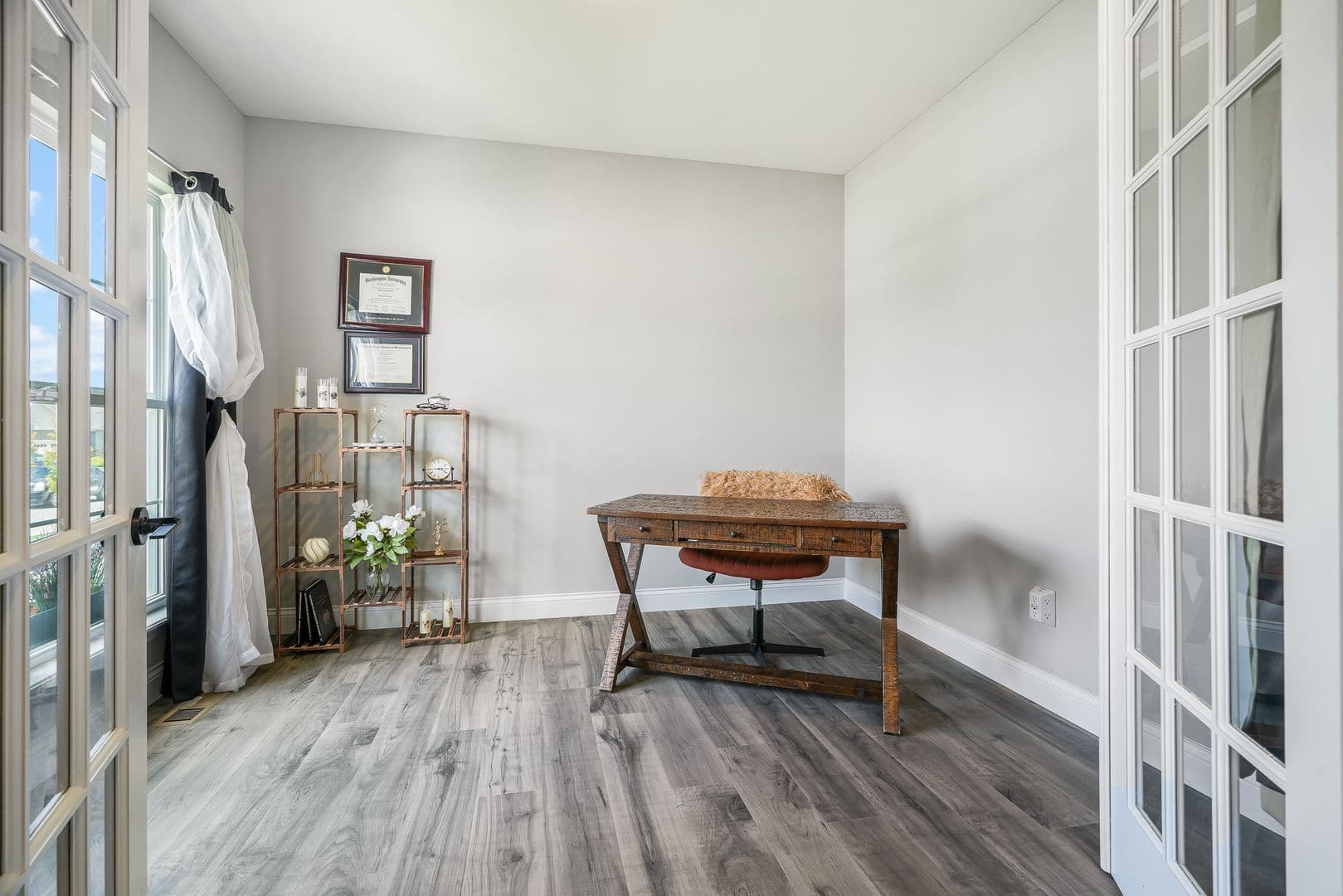 St Charles House: 228 Wayfair Landing