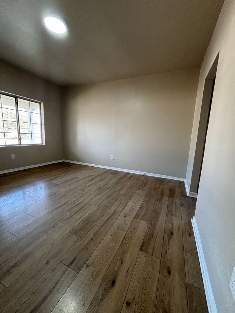 Madison Apartment: 1534 7th Street