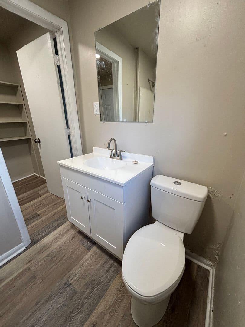 Madison Apartment: 1534 7th Street