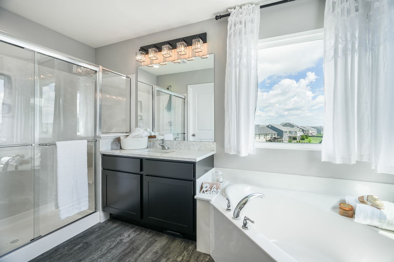 St Charles House: 228 Wayfair Landing