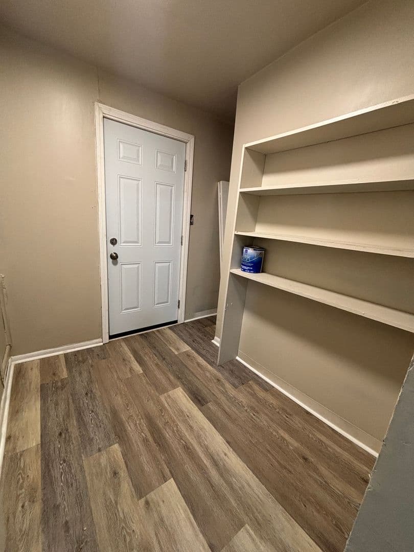 Madison Apartment: 1534 7th Street