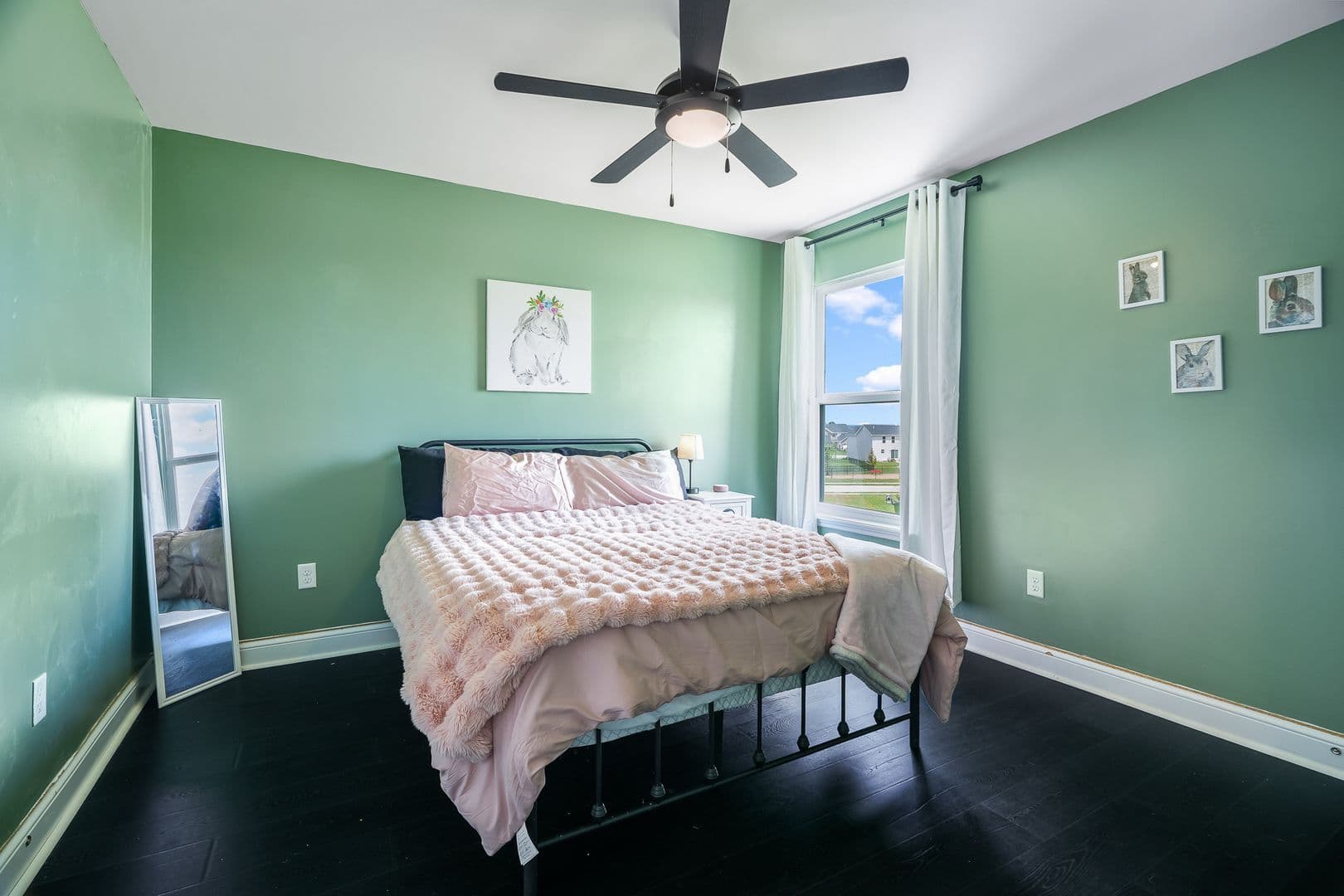 St Charles House: 228 Wayfair Landing