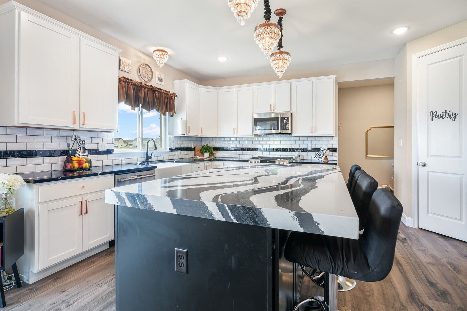 St Charles House: 228 Wayfair Landing