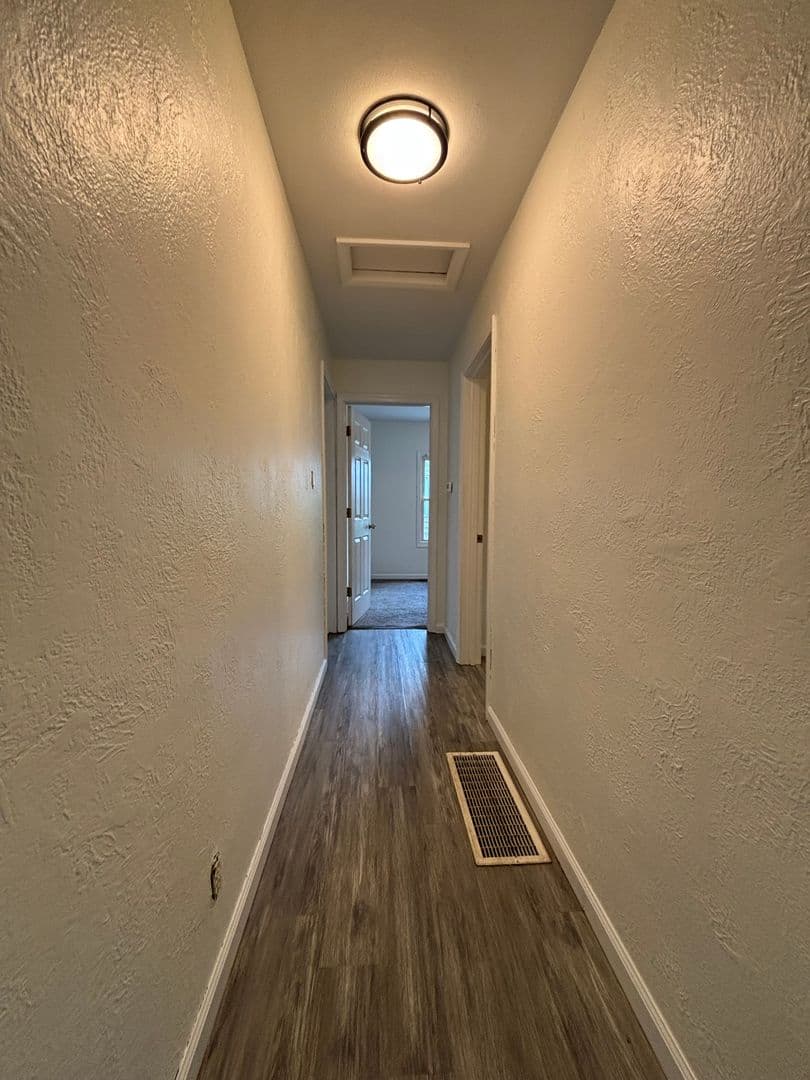 Ofallon House: 103 Brookside Drive