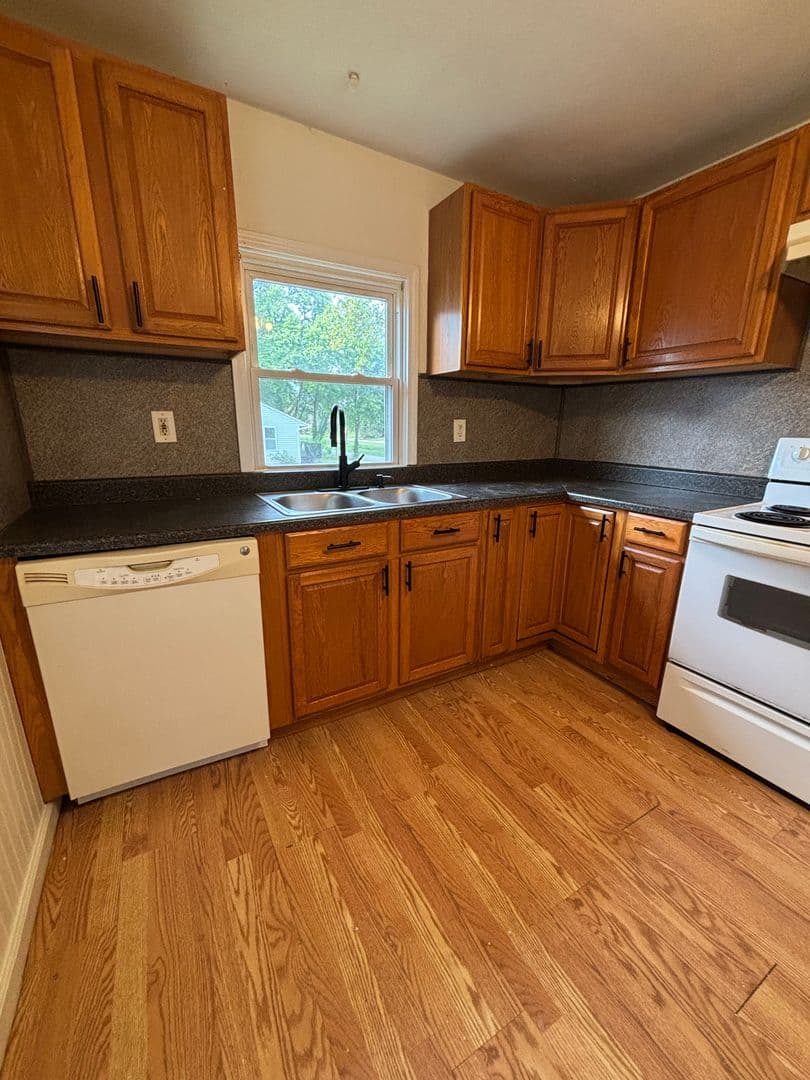 Ofallon House: 103 Brookside Drive
