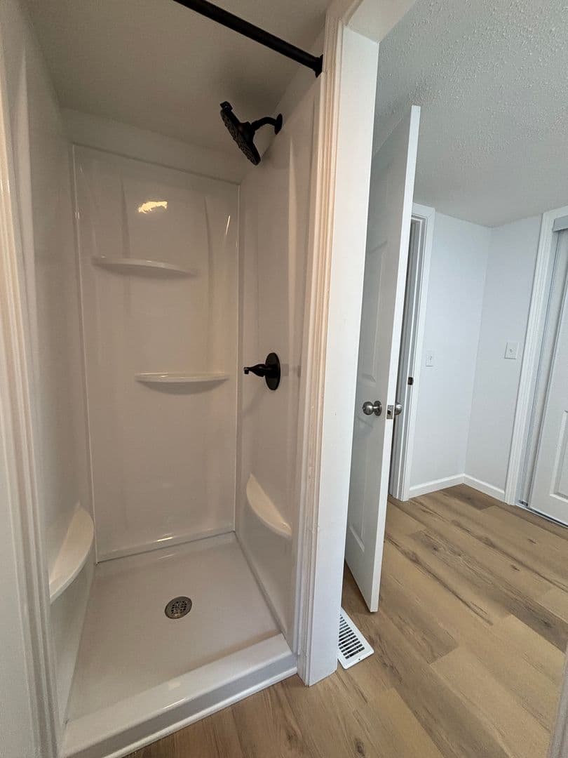 Belleville House: 305 Cascade Drive