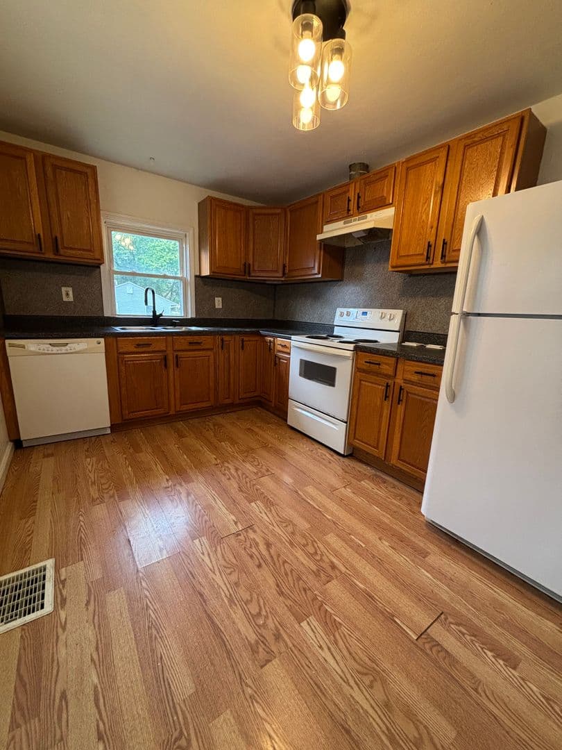 Ofallon House: 103 Brookside Drive