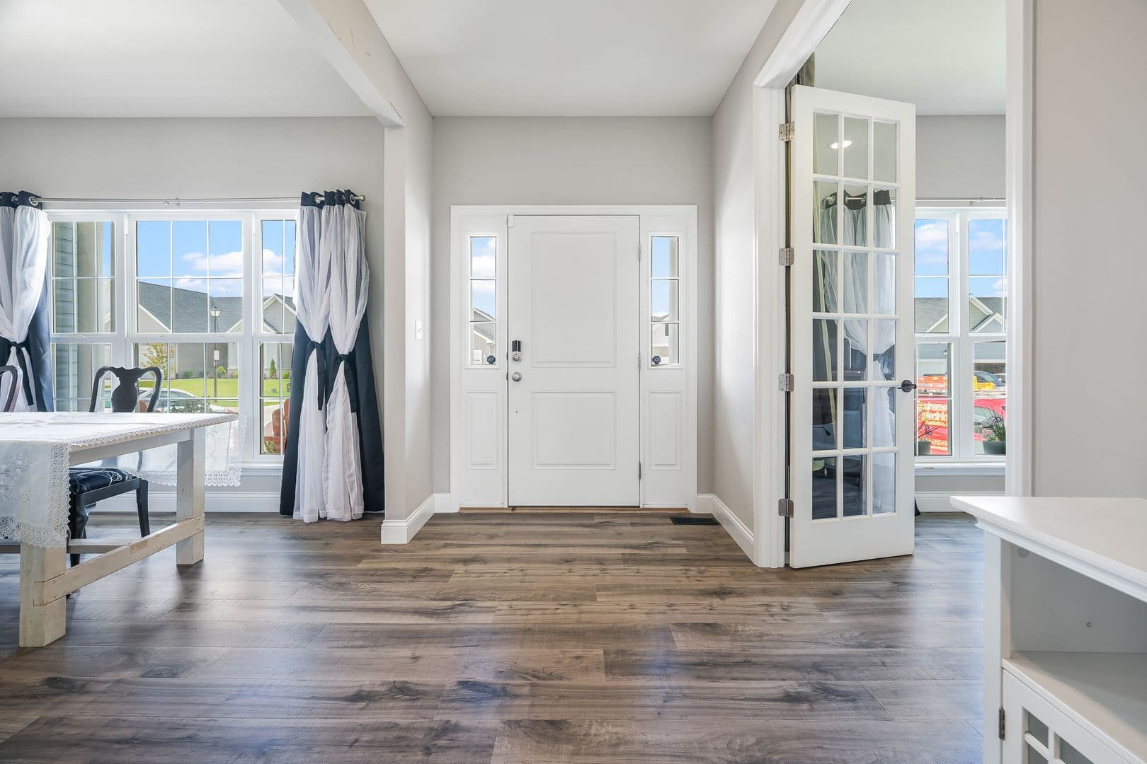 St Charles House: 228 Wayfair Landing
