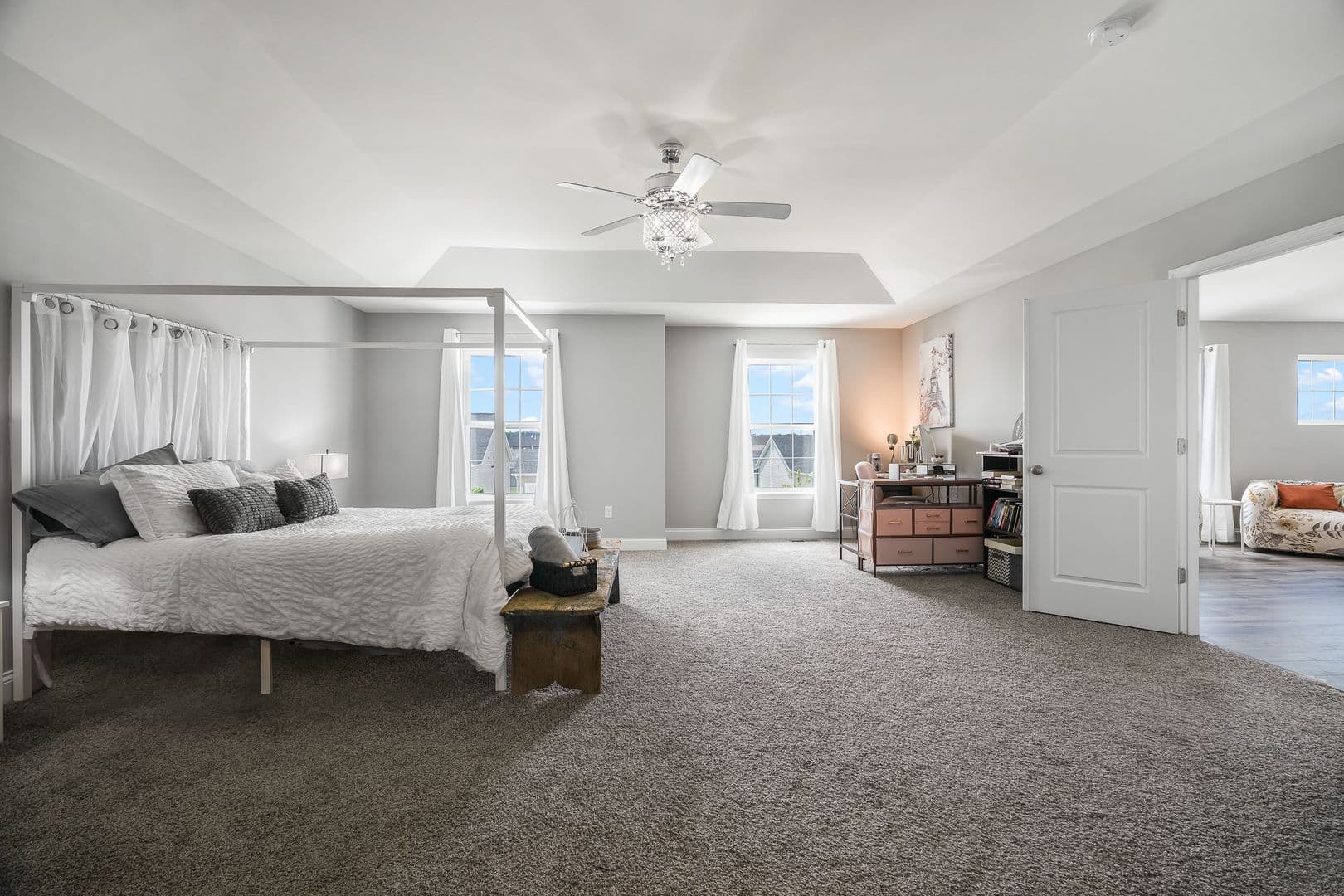 St Charles House: 228 Wayfair Landing