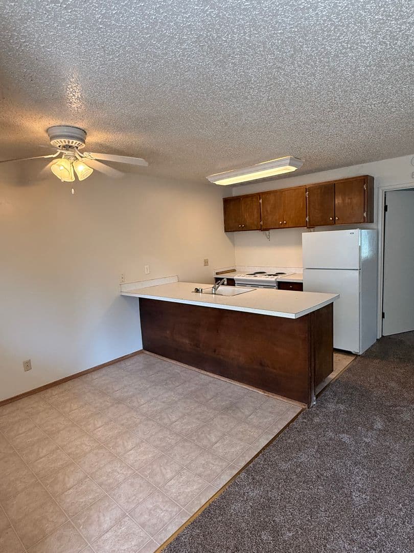 Chico Apartment: 216 West Sacramento Ave